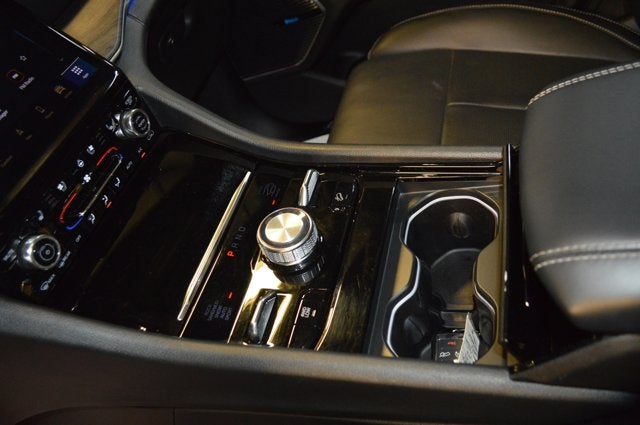 2023 Jeep Grand Cherokee 4xe Overland