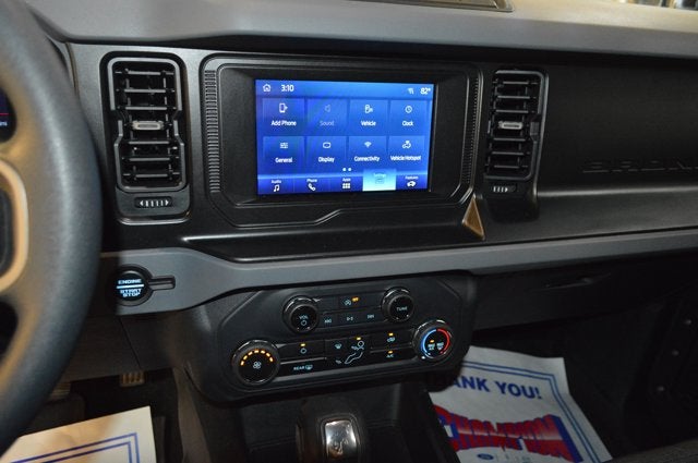 2023 Ford Bronco Base