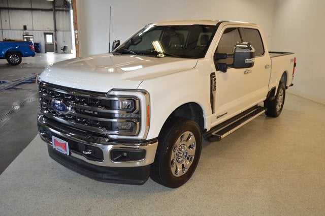 2023 Ford Super Duty F-250 SRW LARIAT