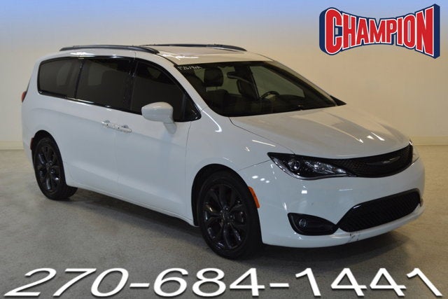 2019 Chrysler Pacifica Touring L Plus