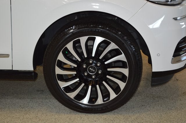 2022 Lincoln Navigator Black Label