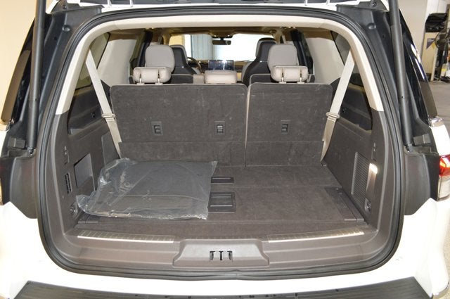 2023 Lincoln Navigator L Reserve