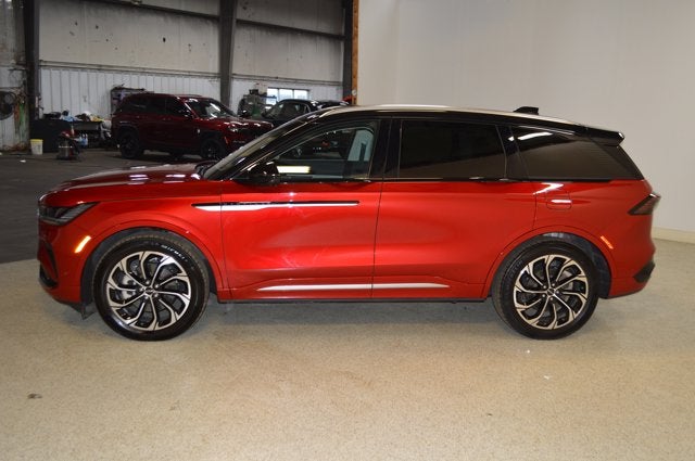 2024 Lincoln Nautilus Reserve