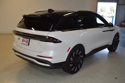 2024 Lincoln Nautilus Reserve