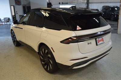 2024 Lincoln Nautilus Reserve