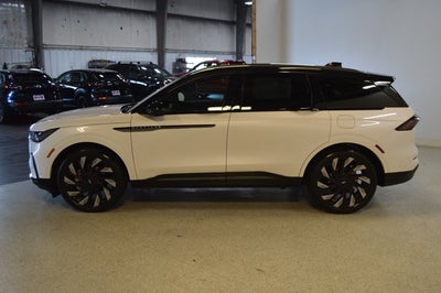 2024 Lincoln Nautilus Reserve