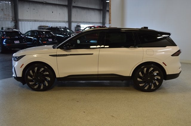 2024 Lincoln Nautilus Reserve