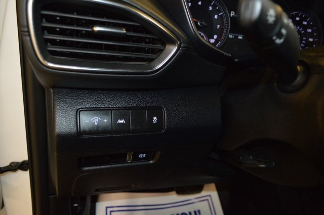 2022 Hyundai Santa Fe SE