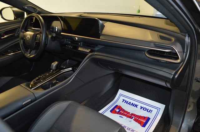 2024 Toyota Crown Platinum