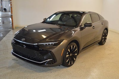 2024 Toyota Crown Platinum